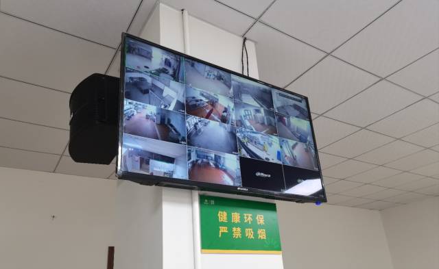 中央厨房实时监控，阳光透明
