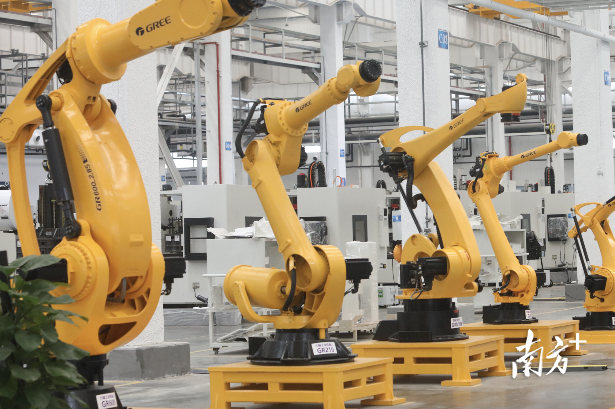 格力电器生产车间。 格力电器生产车间。