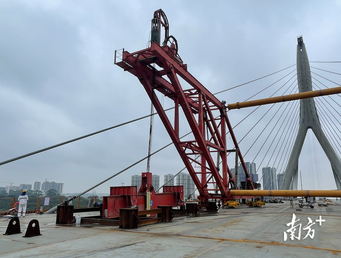 同济大桥项目施工现场。刘佳伦 摄