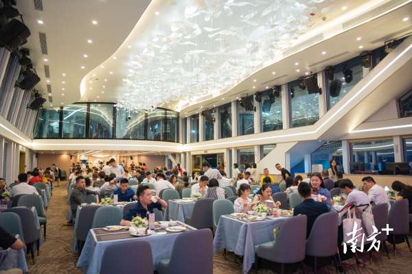 “三龙湾2号”内部空间。