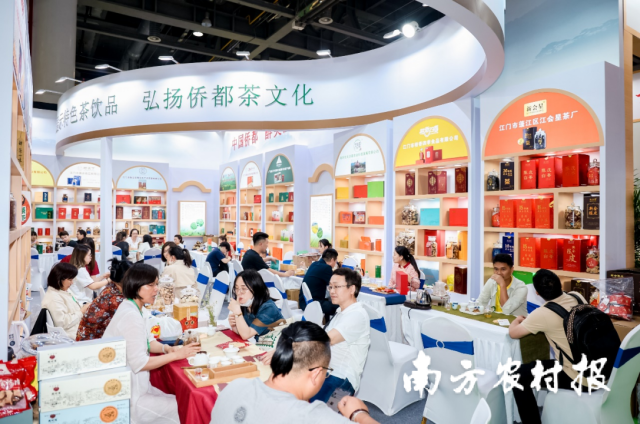 茶博会期间广东各展区人气火爆