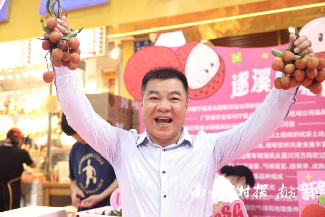 广东胜佳超市有限公司总经理麦家应