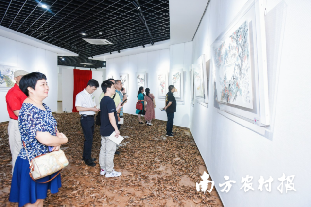 市民观展。