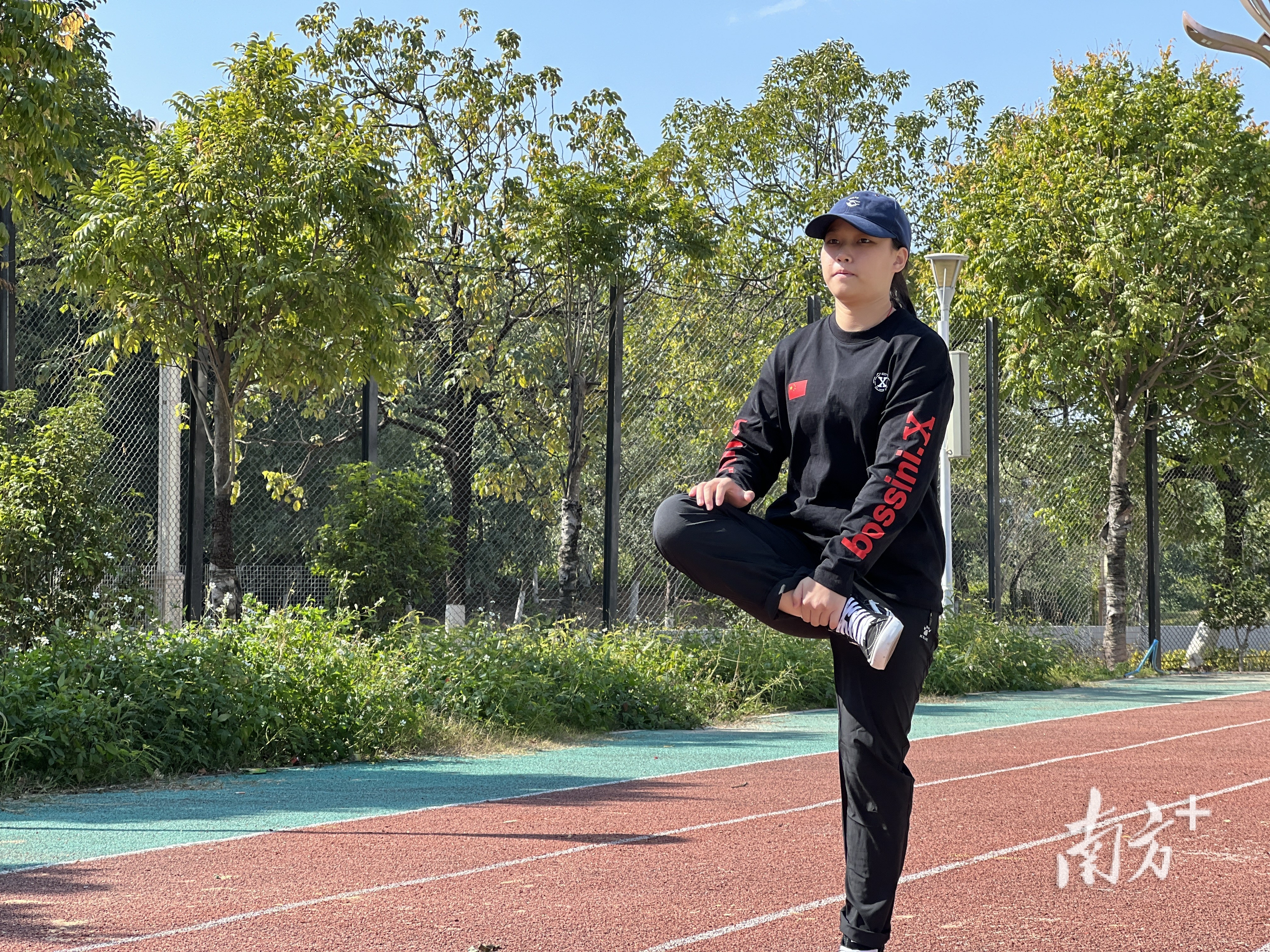 周惠敏在黄江进行训练 周惠敏在黄江进行训练