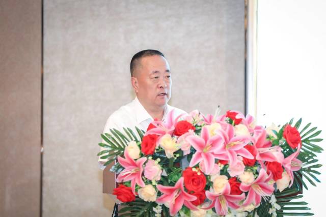 汕尾市农业农村局副局长刘思文作汕尾市农产品产地冷藏保鲜设施建设情况汇报。