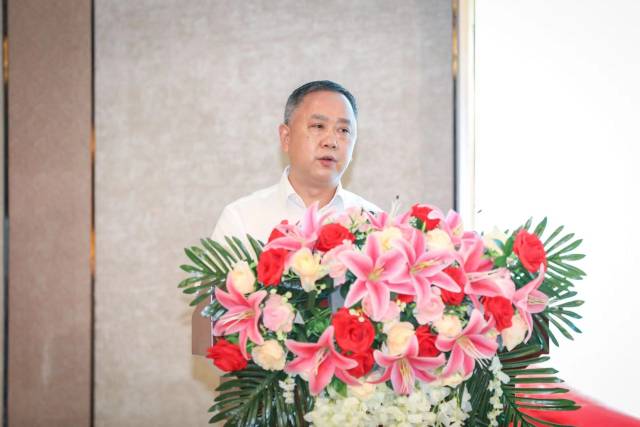 广州市农业农村局副局长李彬汇报农产品稳产保供工作。