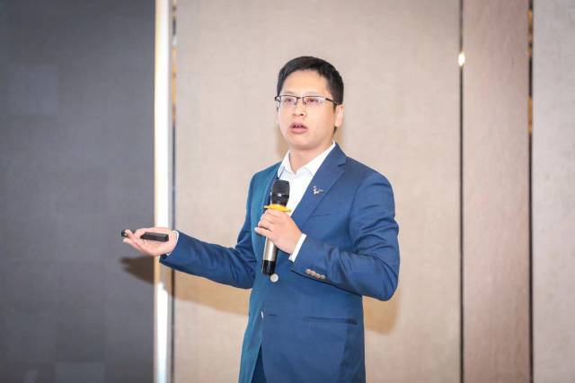 惠州市顺兴食品有限公司市场经理刘星介绍企业市场营销方法。