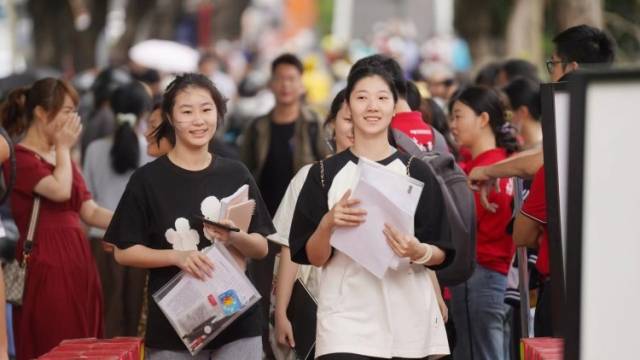 青年作家写高考作文｜求索！延续故事的力量