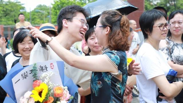 @佛山考生，翻过高考这一页，未来可期！