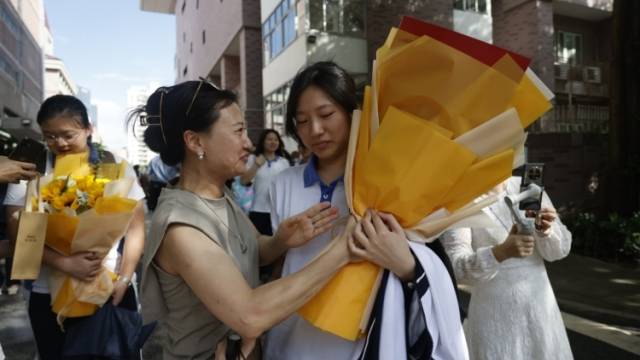 2023高考落幕！深圳这一波“高考表情”值得定格