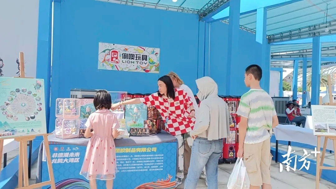 系列展览深受市民欢迎