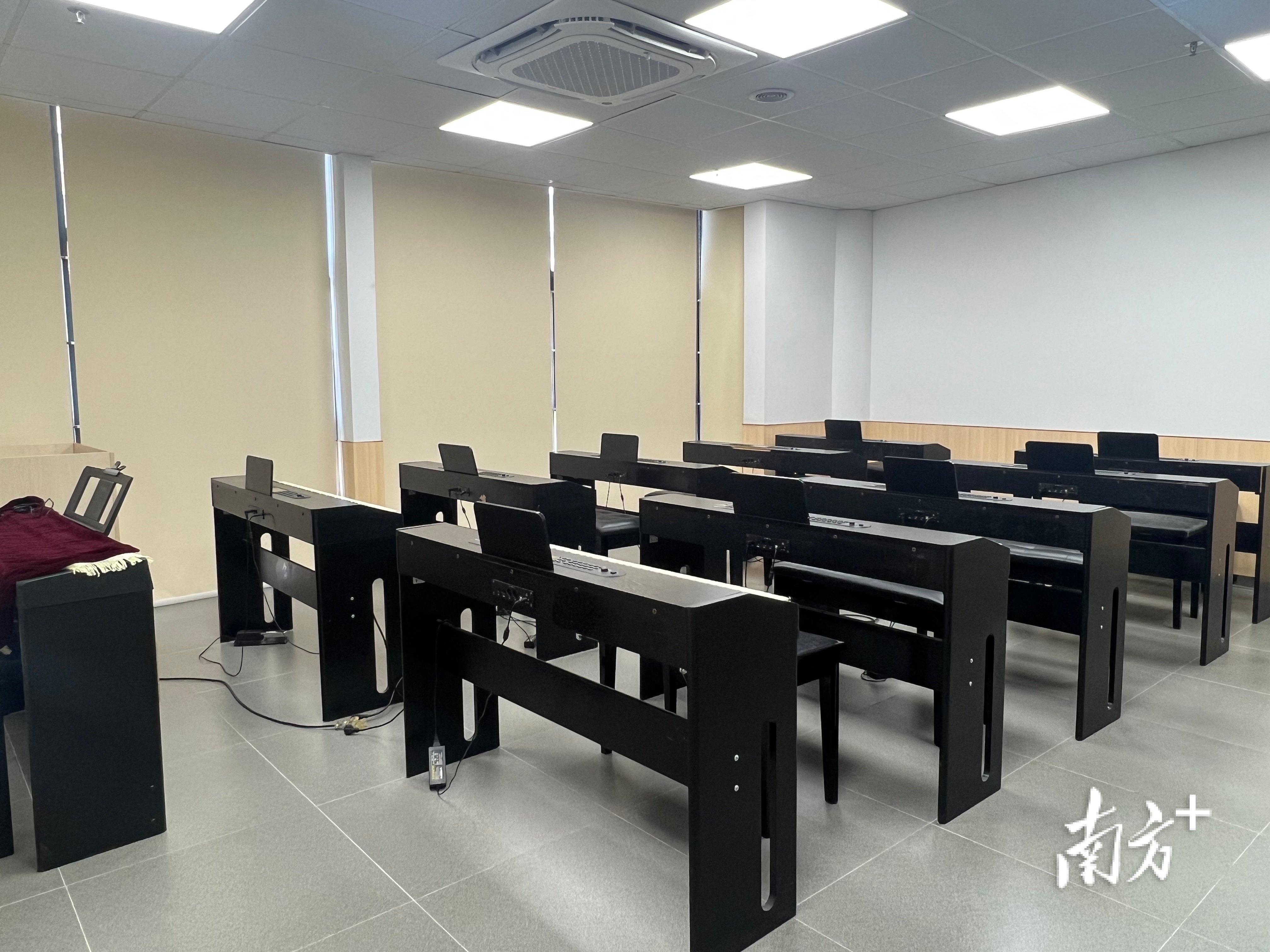 目前，三水青少宫已承接包括文化遗产、科技、书画、音乐、语言艺术、体育、综合素养共7大类20多项国家赛事、考级的主办权。李周秦 摄&nbsp;