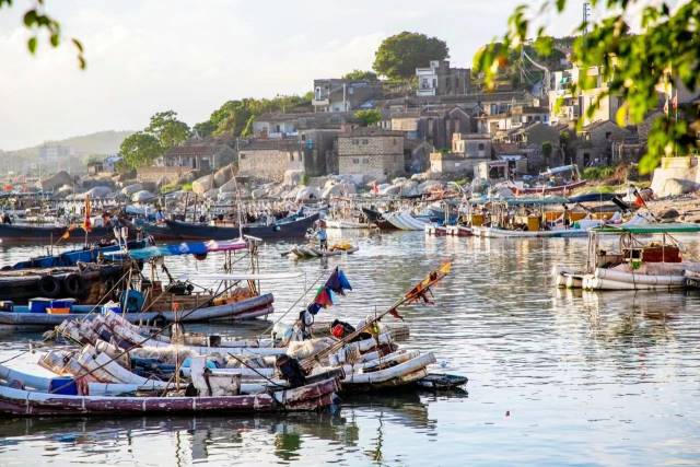 澳角海港 来源：中共惠来县委宣传部