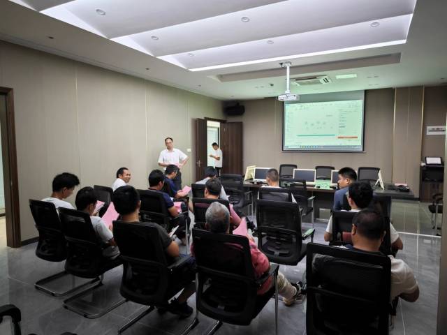 金融知识普及宣讲。