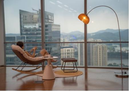 华贸天地：6月18日，华贸美妍中心华丽启幕