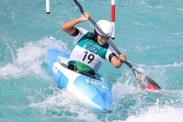 图集｜热血龙舟，击鼓勇进！“穗城源”首届九龙湖龙舟文化节来啦