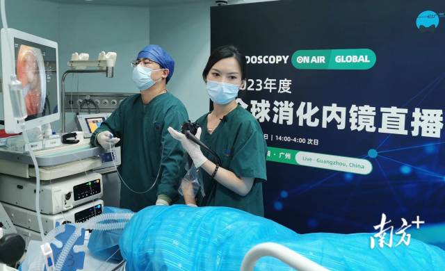 罗晓蓓博士团队手术中。  受访者供图