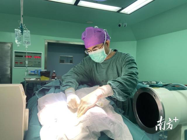 三叉神经球囊压迫术场景。  受访者供图