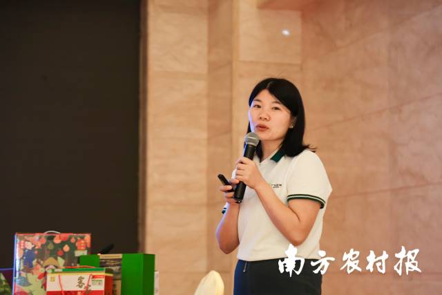 广州农联科创信息技术有限公司高级农艺师江燕玲。