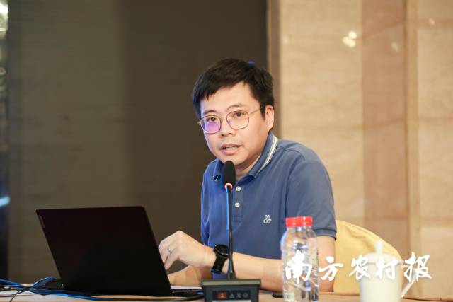 广东省南方名牌农产品推进中心副主任王周元。