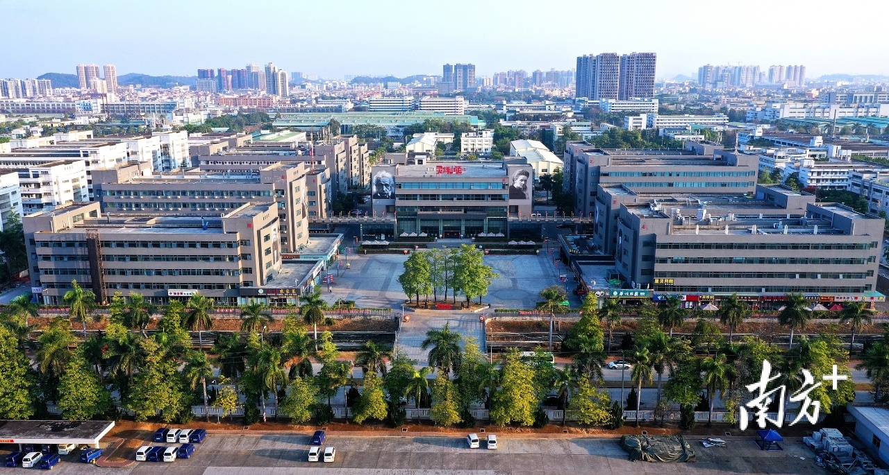 黄江创新型智慧园区灵狮小镇。李鄂 摄