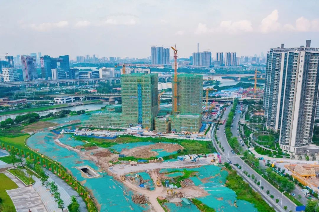 宏旺集团总部大楼已封顶。图/宋兹檀