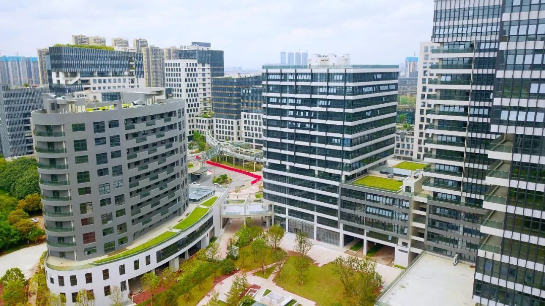 南海区集成电路设计园所在的三山科创中心。图/南海金智
