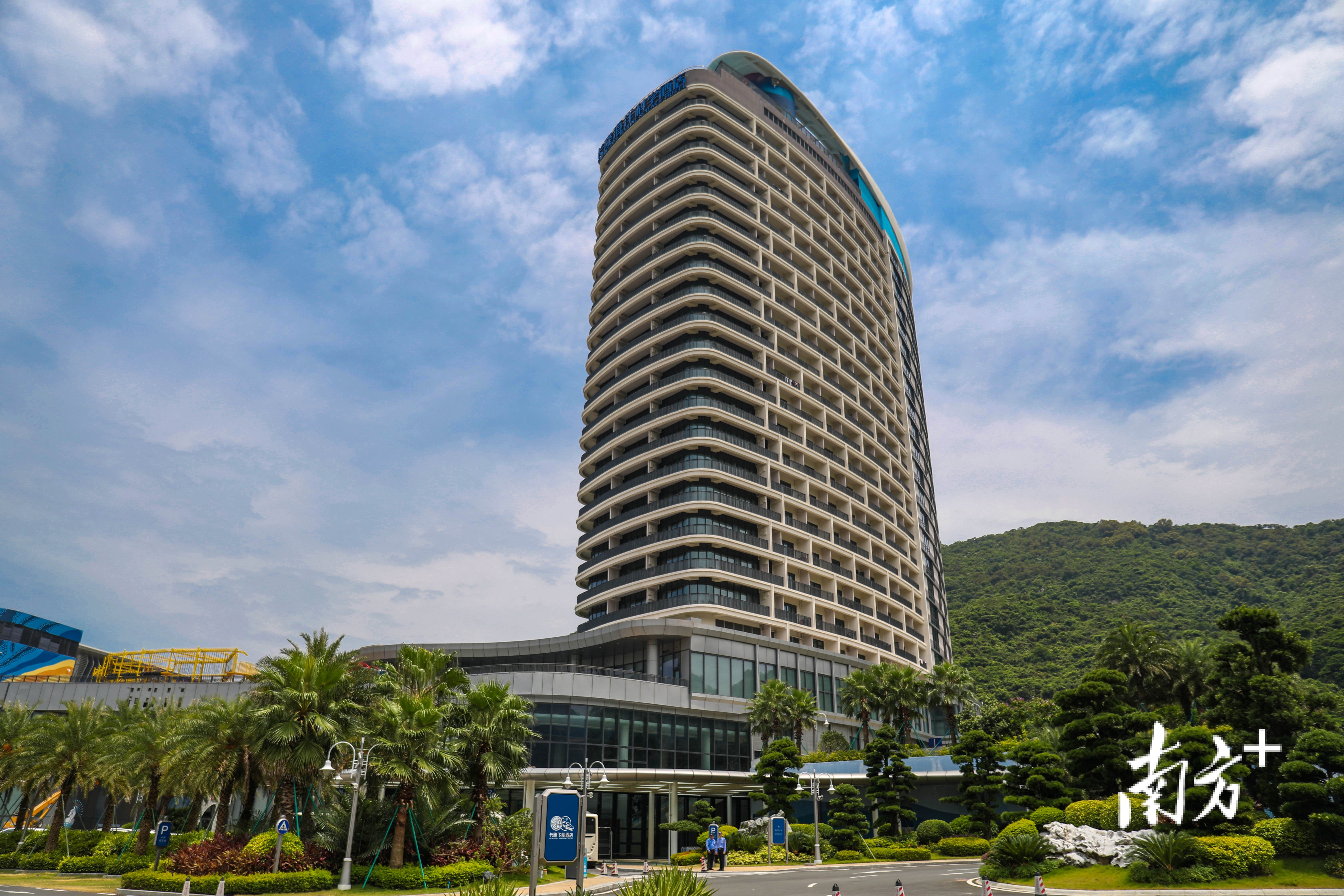 长隆宇宙飞船酒店。 