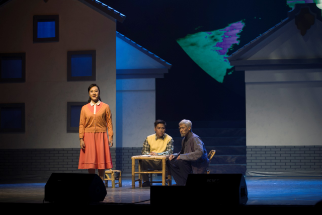 赵雅琴参与原创涯歌调音乐剧《红橙奇缘》表演。