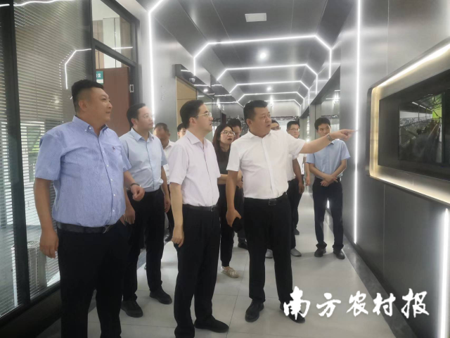 调研忻城县粤桂协作澳湖肉羊产业园