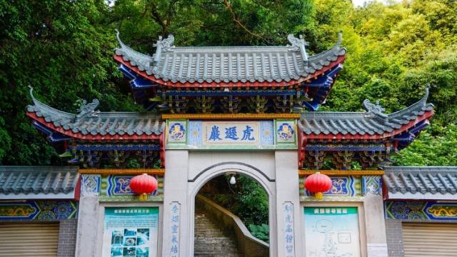 虎逊村：侨领遍天下，博爱聚故乡｜中山侨村行