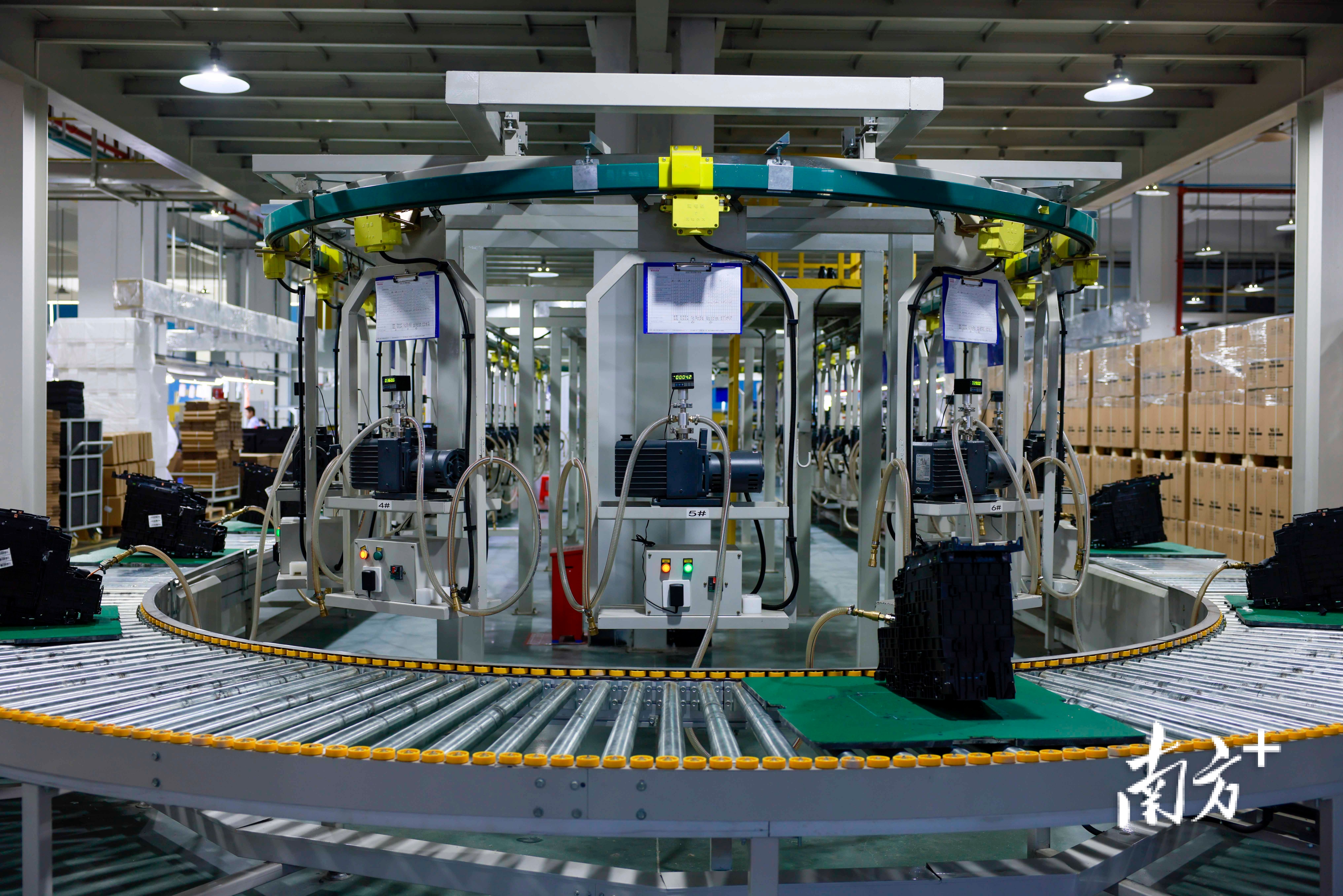 英得尔的生产车间正向数字化、智能化转型。
