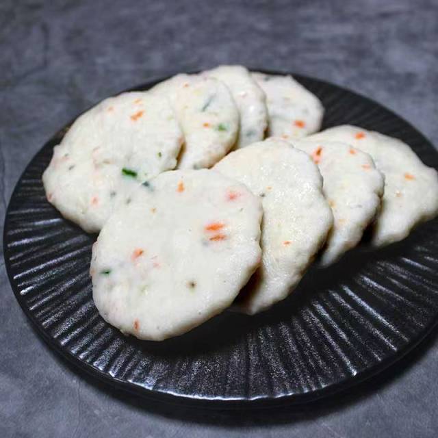 脆肉鲩鱼饼
