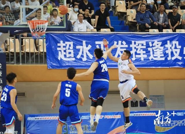 珠海斗门产业工人篮球赛（厂BA）赛场。