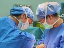 31周孕妈甲亢危象早产，多学科联合救治保住“一大一小”
