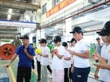 “大国少年”走进世界500强研学夏令营