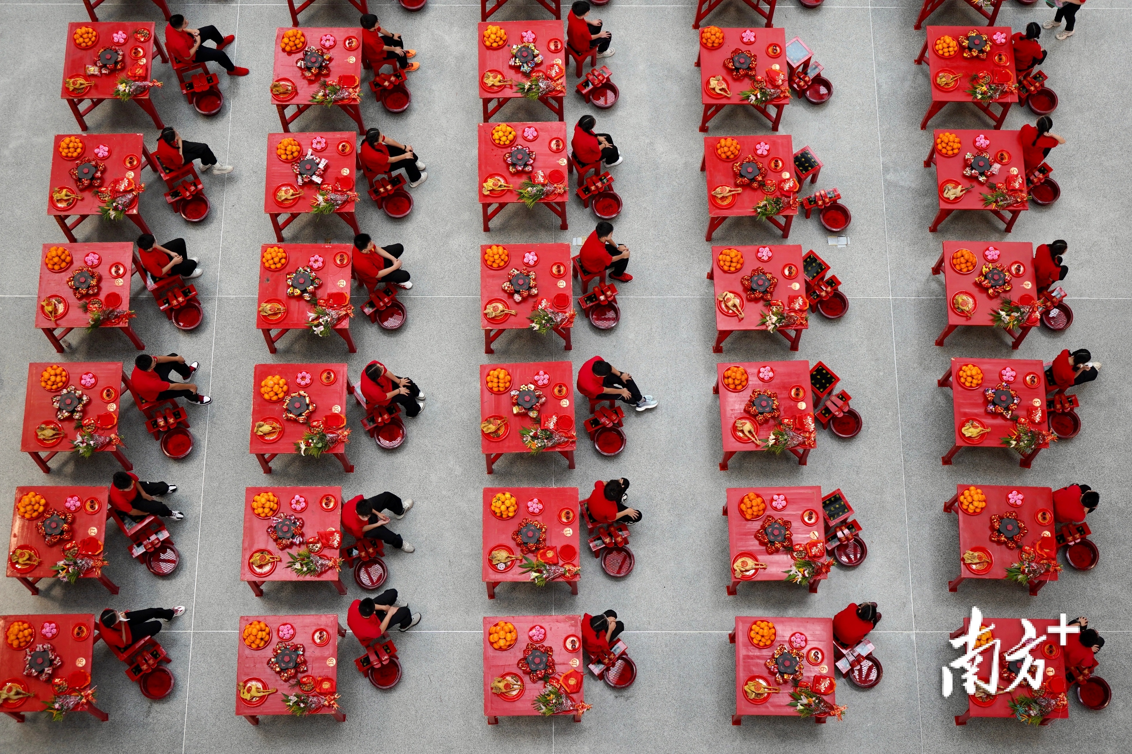  “出花园”仪式是潮汕特有的非遗民俗。