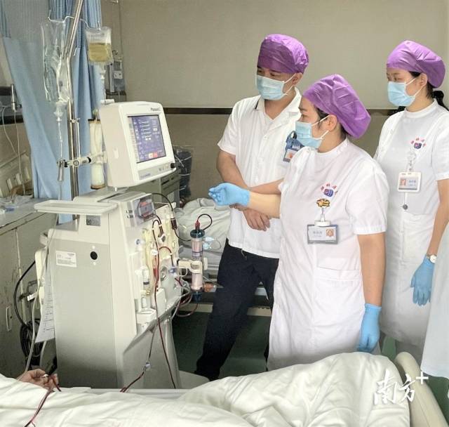 免疫吸附治疗场景。  受访者供图