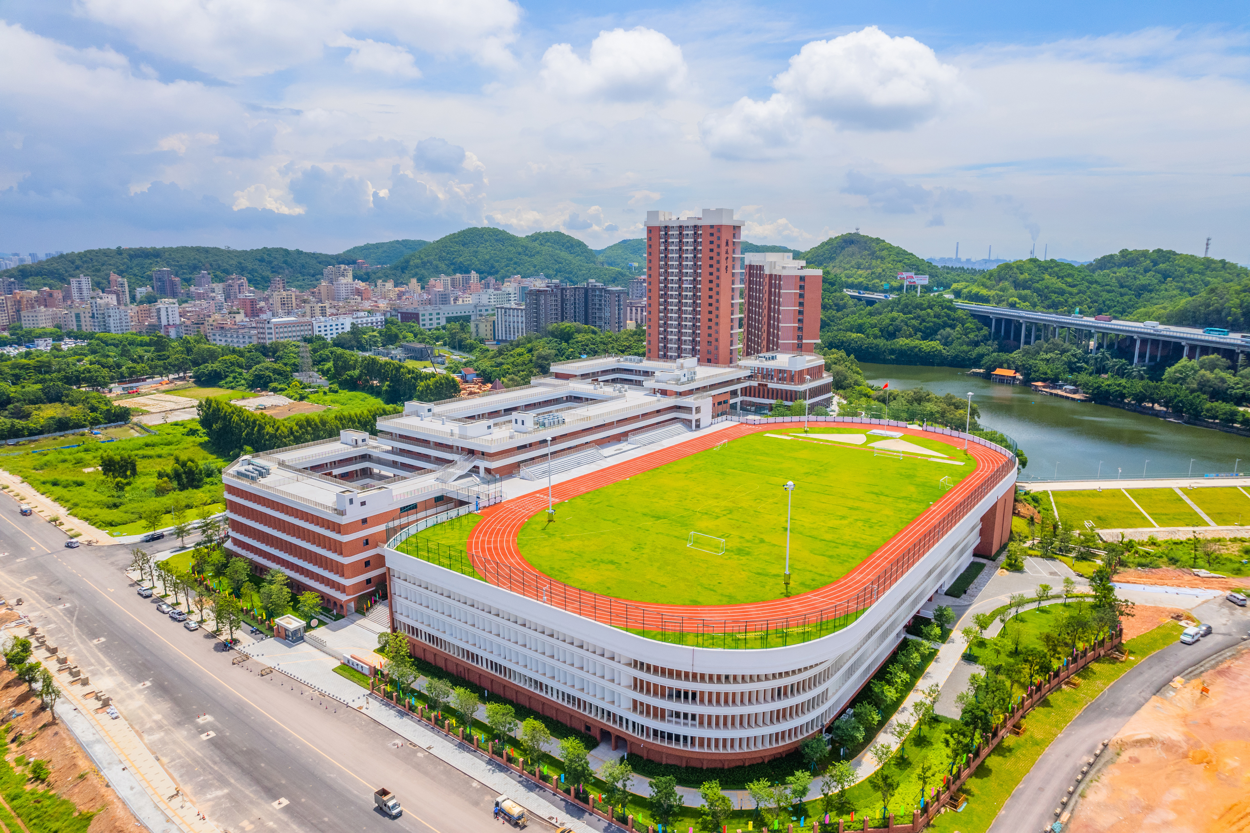 镇远中学新校区宣传片图片