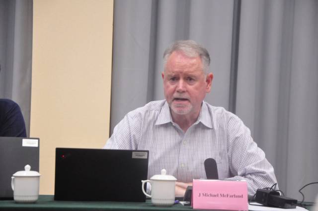 硕腾全球首席医师 Dr. J Michael McFarland