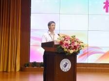 开学第一课｜深圳市展华实验学校校长肖梦周：于群峰之上，更觉长风浩荡