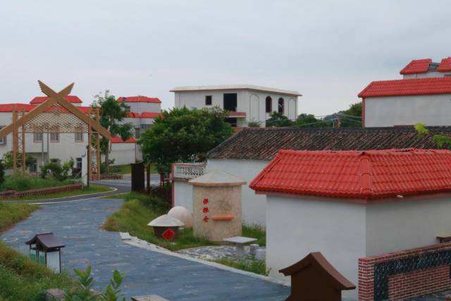 中塘村革命故事园（张璠/摄）