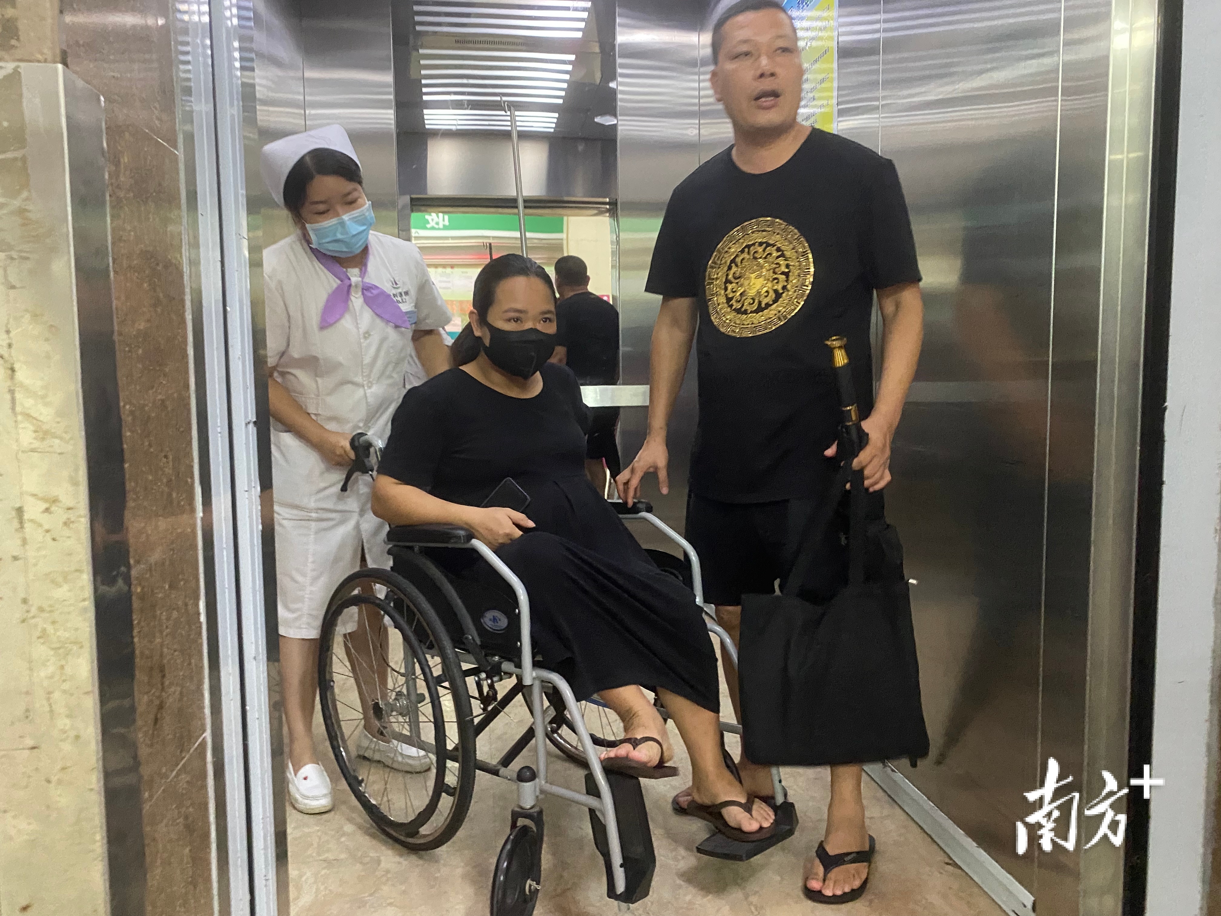 吴女士顺利抵达金利卫生院。