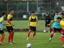 国足亚运队今晚启航，面对印度能否取胜？