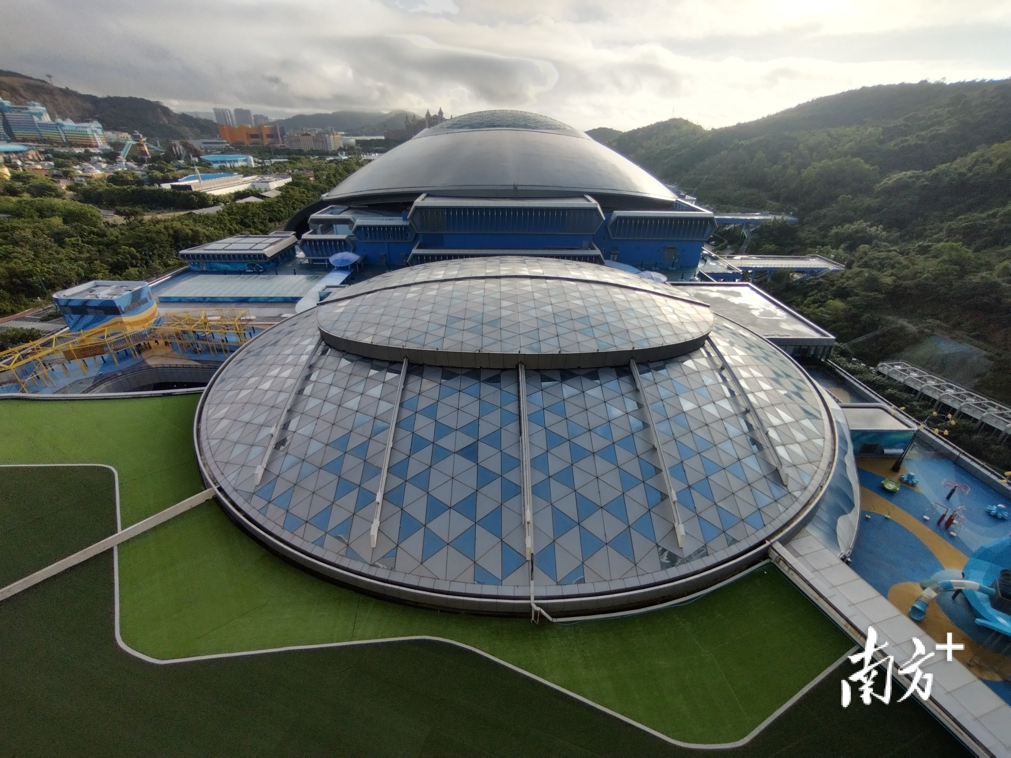 长隆宇宙飞船。 南方+记者 钱文攀 拍摄