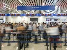 “双节”将至，白云机场口出入境客流或超30万人次