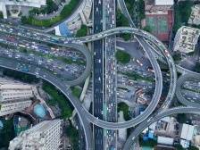 堵堵堵！堵上热搜！国庆假期最大出行高峰来了！