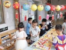 河源中小学、幼儿园“花式”迎“双节”