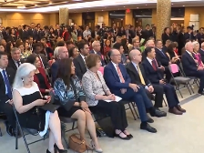 我驻多国使领馆举办国庆招待会，多国人士表示中国对促进全球繁荣发挥重要作用