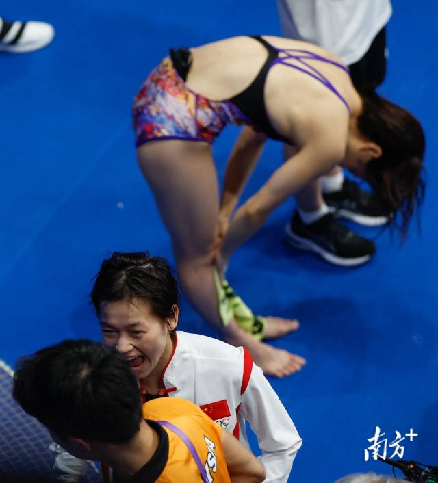 全红婵夺亚运会女子10米跳台冠军!中国包揽4×100米男女冠军| 每日亚运精选(10月3日)